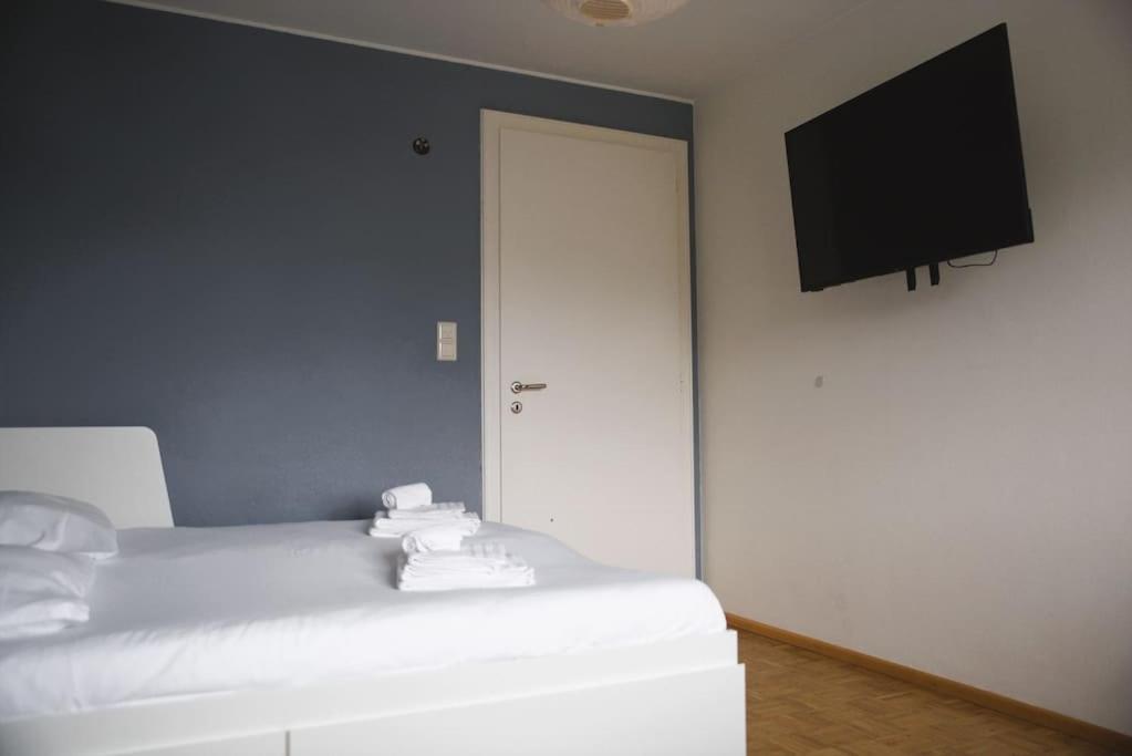Cozy 3 Bedroom House With 11 Kw Electric Car Charger Hesperange Eksteriør bilde